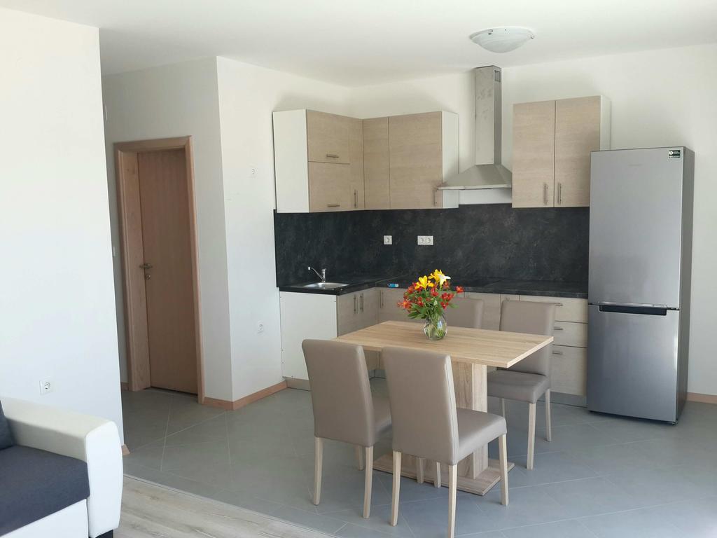 Sukošan Solmaris Apartments מראה חיצוני תמונה