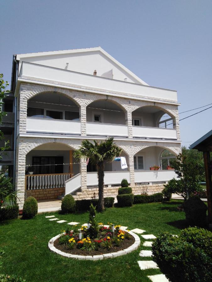 Sukošan Solmaris Apartments מראה חיצוני תמונה